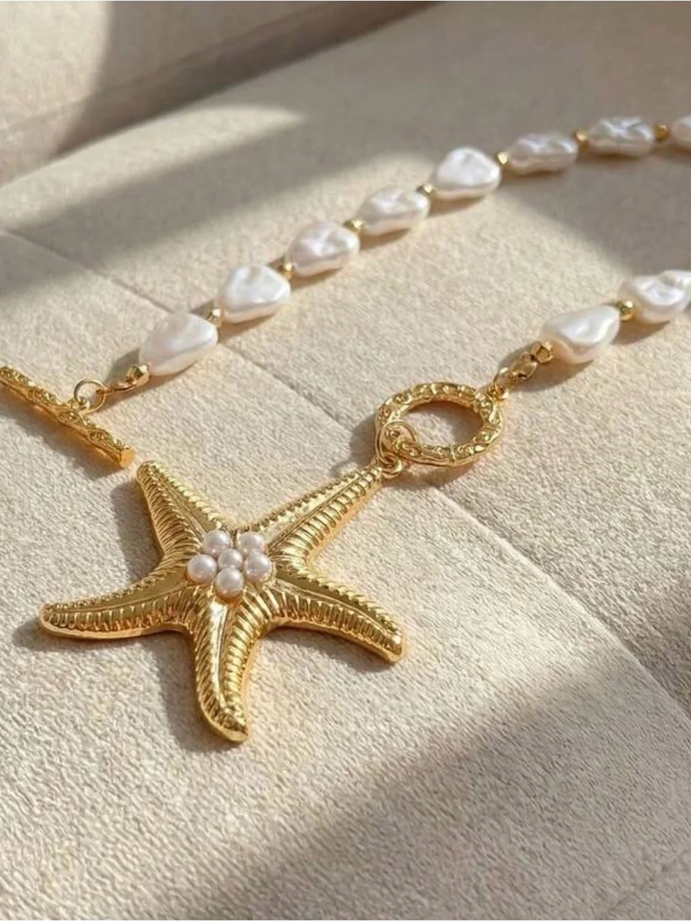 Gold Starfish & Pearl Statement Necklace – Coastal Vacation Jewelry